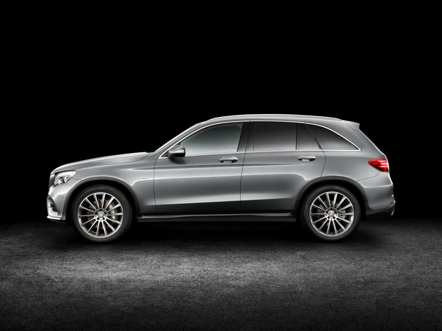  Mercedes-Benz GLC350 e 4Matic Edition 1 2015 года  (фото 3 из 34)
